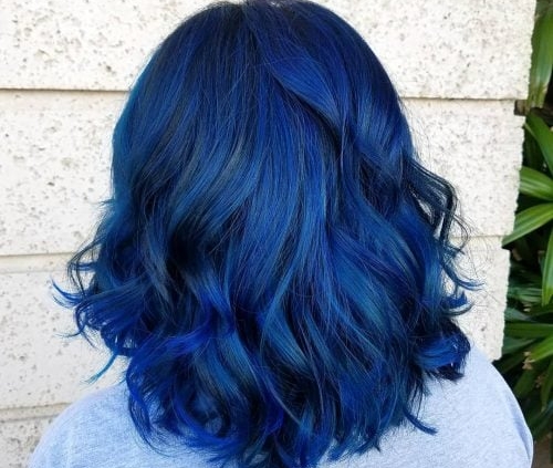 موهای رنگ مشکی و آبی کبالت روشن