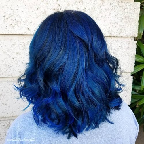 موهای رنگ مشکی و آبی کبالت روشن 